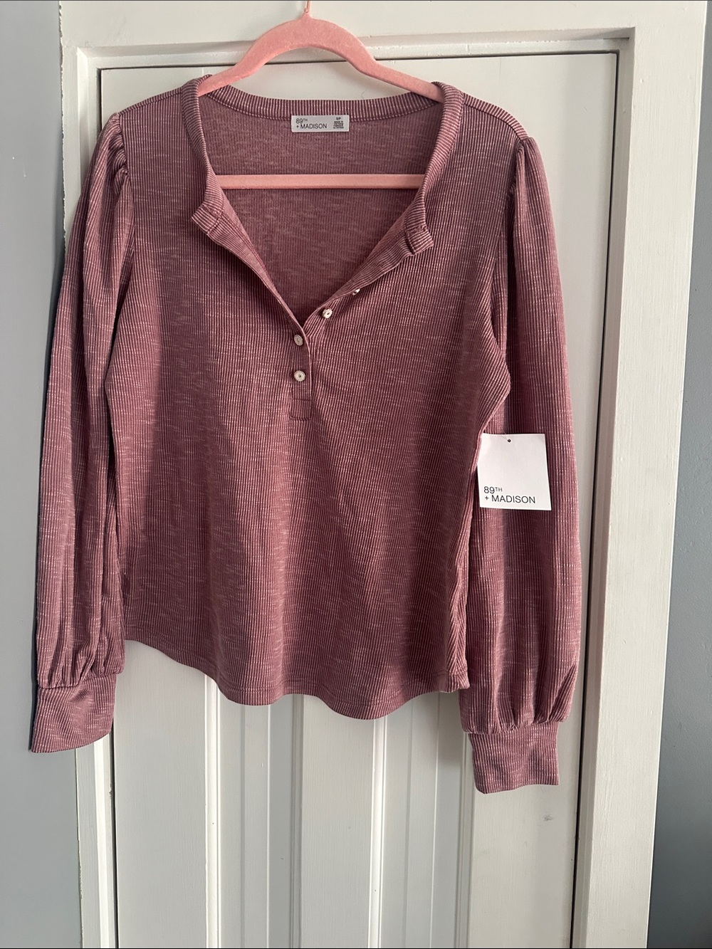 89th & Madison NWT Wistful Mauve Ribbed Henley Puff Sleeve Top - Size Small